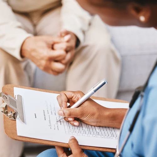 Η Covid-19 τελικά είχε μικρότερη επίπτωση στην ψυχική υγεία παγκοσμίως από ό,τι αρχικά είχε θεωρηθεί