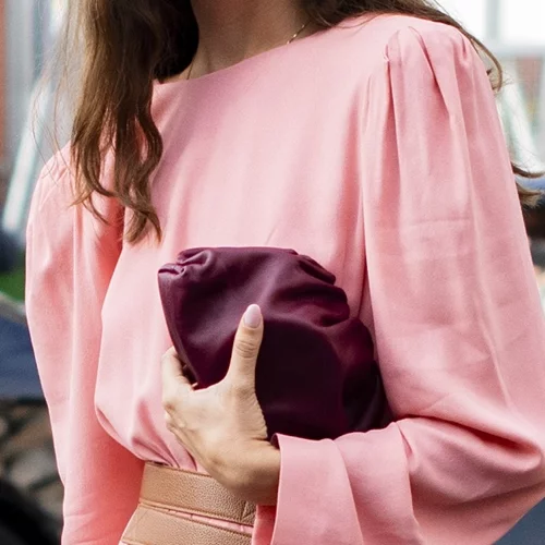 Οι βιταμίνες που θα βοηθήσουν τα νύχια σου να μεγαλώσουν μακριά και δυνατά