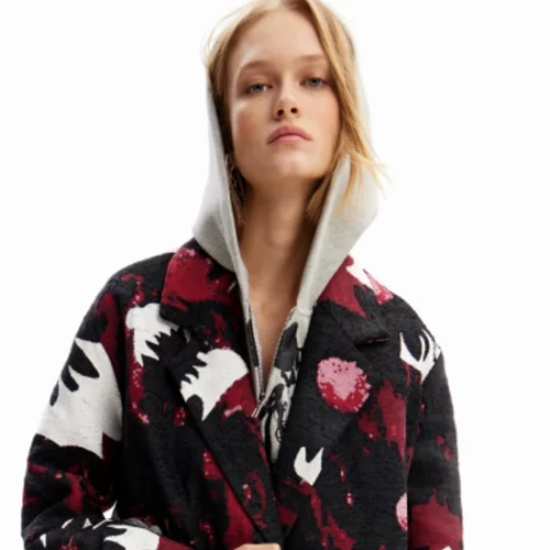 10 items από τη νέα συλλογή της Desigual που θα δώσουν το απαραίτητο splash of colour στις εμφανίσεις σου