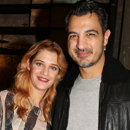 Η Τζένη Θεωνά έκανε πρόβα νυφικού | Δες το υπέροχο νυφικό της