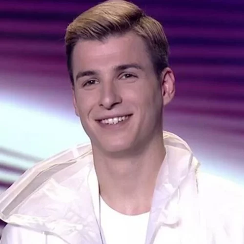 Ο Στέφανος Πιτσίνιαγκας στην πρώτη του ανάρτηση μετά τη νίκη του "House of Fame"