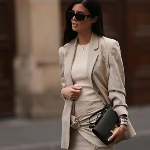 Τα κομψά λινά σακάκια για να φορέσεις την άνοιξη