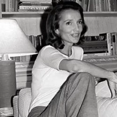 "Είμαι τυχερή που όλοι μιλούν για τη Jackie" | Υπερστιλάτη, ανήσυχο πνεύμα, στη σκιά της αδερφής της