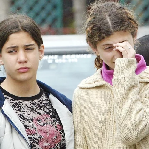 Τραγωδία στα Τέμπη το 2003: Πριν από 20 χρόνια, 21 μαθητές έχασαν τραγικά τη ζωή τους – η σύγκρουση που πάγωσε τον χρόνο