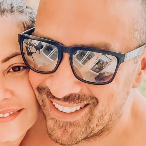 Ο Γιάννης Αϊβάζης έκανε ερωτική εξομολόγηση στη Μαρία Κορινθίου: "Σε λατρεύω μωρό μου"