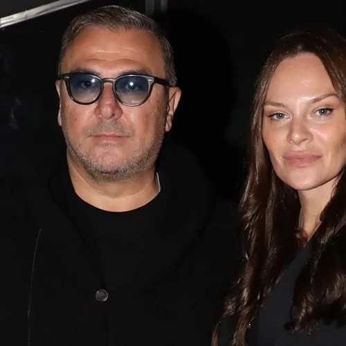 Θεατρική βραδιά για τον Αντώνη Ρέμο και την Υβόννη Μπόσνιακ | Ο σημαντικός λόγος της εξόδου τους