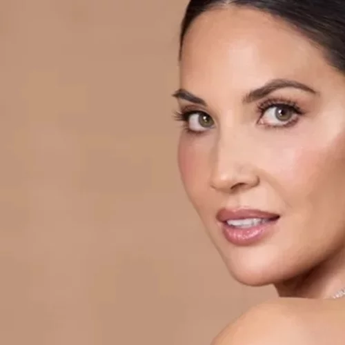 Με διπλή μαστεκτομή η Olivia Munn | Ποιες γυναίκες πρέπει να την κάνουν προληπτικά, απαντά χειρουργός μαστού [φωτος]