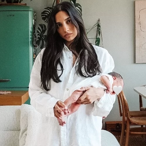 Μαμά η Νάντια Ράπτη | Οι πρώτες φωτογραφίες με το μωρό της