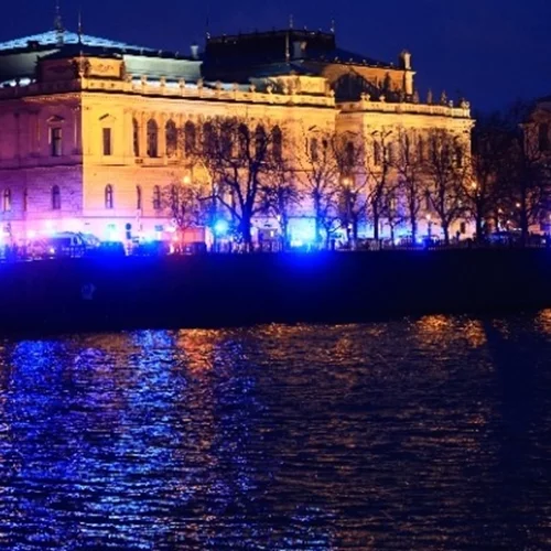 15 νεκροί από την επίθεση σε πανεπιστήμιο της Πράγας (βίντεο)