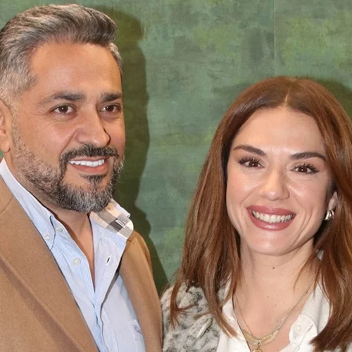 Στο νοσοκομείο ο Λευτέρης Σουλτάτος | Στο πλευρό του η Βάσω Λασκαράκη