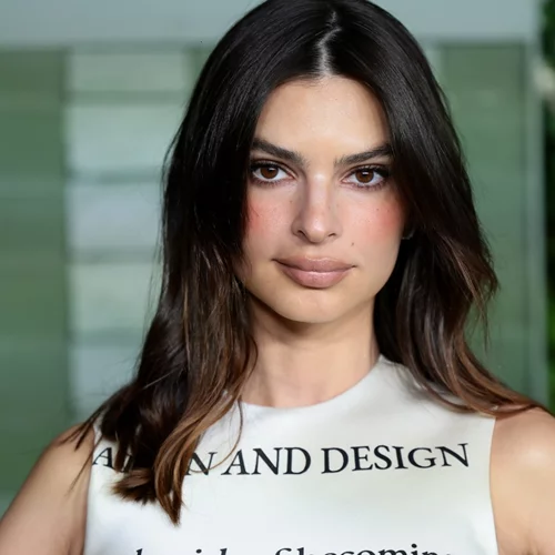 5 μεθυστικά αρώματα με musk που θα κάνουν τους πάντες να σε ρωτούν τι φοράς