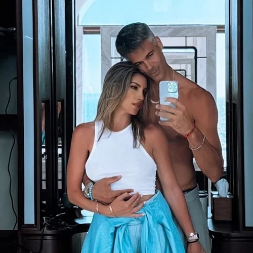 Πρόβα νυφικού για την Αθηνά Οικονομάκου; Η αινιγματική ανάρτηση στα social media