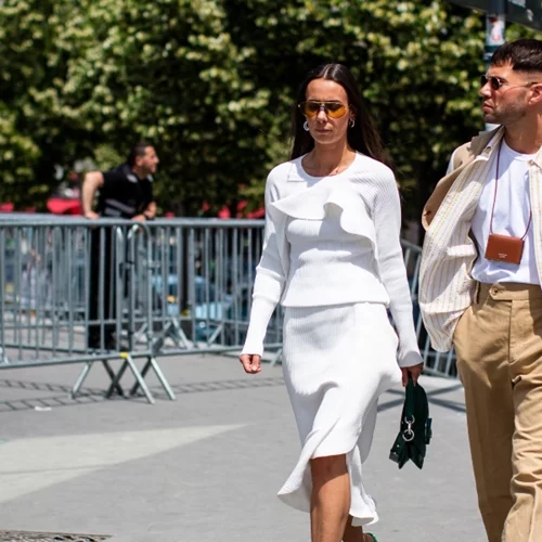 10 κομμάτια που θα αγοράσεις τώρα και θα φοράς όλο το φθινόπωρο