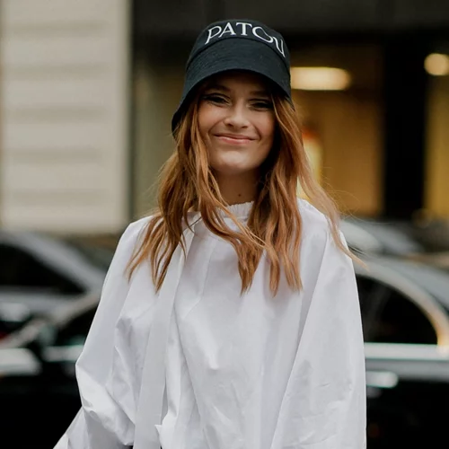 You can put your hat on | Τα κομψά καπέλα που θα κάνουν τα summer looks σου να ξεχωρίσουν