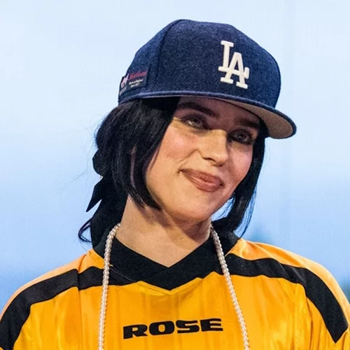 Η Billie Eilish επιβεβαιώνει το ειδύλλιο με τον νέο (διάσημο) σύντροφο