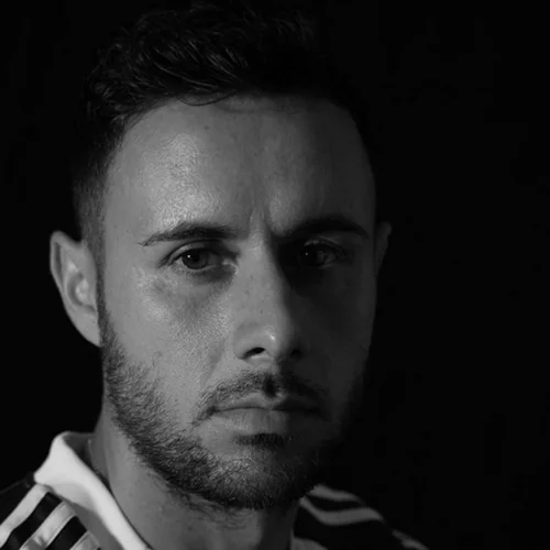 Το σπίτι του George Baldock και η έλλειψη μέτρου