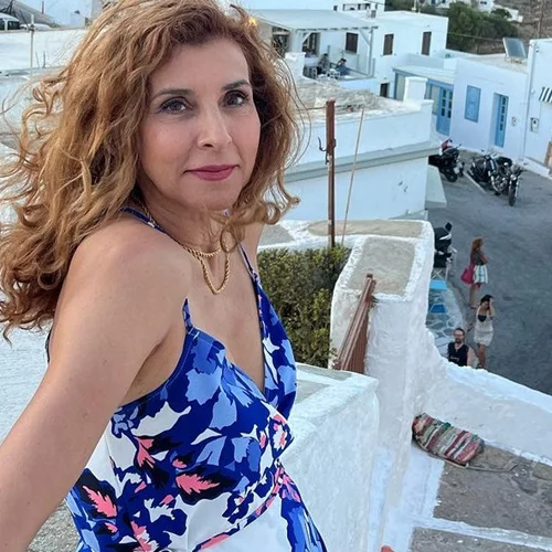 Η Μαρία Παπαλάμπρου σε μία σπάνια δημόσια εμφάνιση με την 18χρονη κόρη της, Φαίδρα Αλεξοπούλου