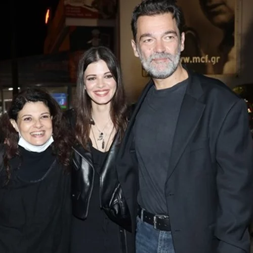 Τζένη Καζάκου | "Την Πρωτοχρονιά πήγα στον τάφο της γιαγιάς μου για να της ευχηθώ Καλή Χρονιά"