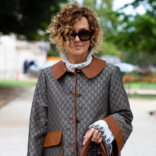 Μπήκε ο Ιανουάριος | Τα καλύτερα looks για γυναίκες άνω των 50