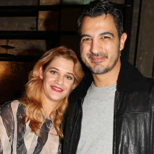 Τζένη Θεωνά | Η έκπληξη του Δήμου Αναστασιάδη για τα γενέθλιά της και η ηλικία της