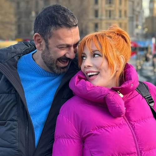 Σμαράγδα Καρύδη | Reunion με τον Μιχάλη Μαρίνο στο Λονδίνο - Ποιες άλλες διάσημες ηθοποιοί ήταν μαζί τους