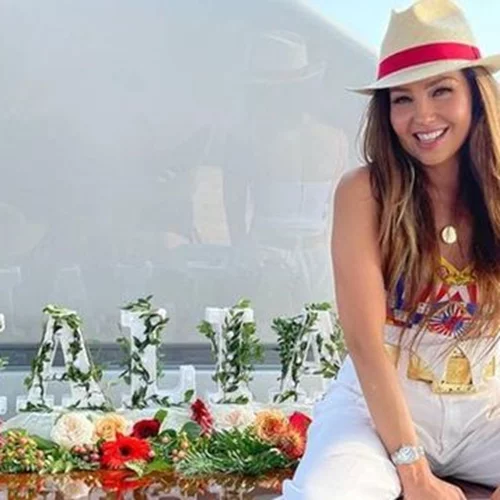 Ταλία: Η "Μαρία της Γειτονιάς" είναι 50 ετών και φαίνεται 25