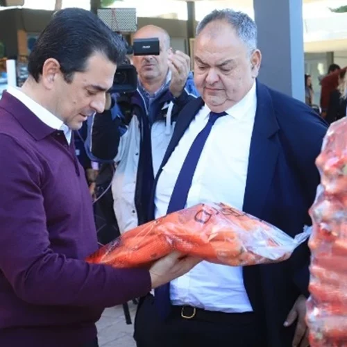 Κώστας Σκρέκας | Τα Χριστούγεννα είναι περίοδος αλληλεγγύης και ανθρωπιάς