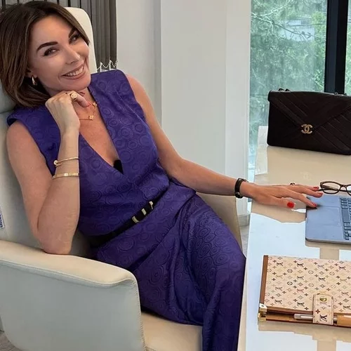 Η Τατιάνα Στεφανίδου στο γυμναστήριο | Με γκρι φόρμες όπως δεν την έχουμε ξαναδεί