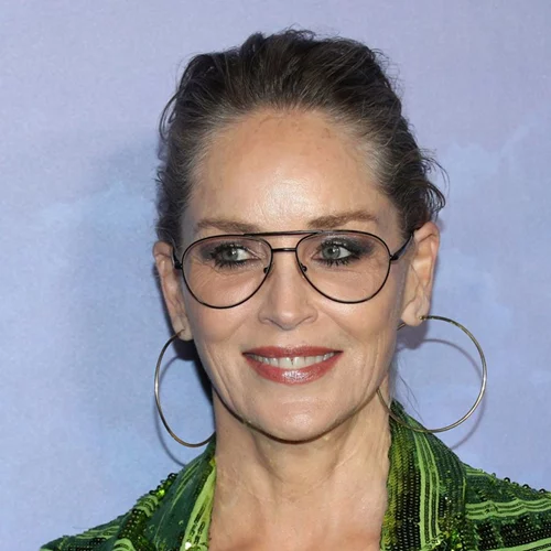 Sharon Stone | Ο σκηνοθέτης του "Βασικό Ένστικτο" υποστηρίζει πως η ηθοποιός ήξερε για την επίμαχη σκηνή