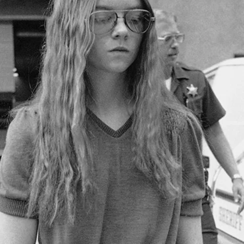 Η ιστορία της 16χρονης μαθήτριας που σκότωσε δύο ανθρώπους "επειδή δεν μου αρέσουν οι Δευτέρες"