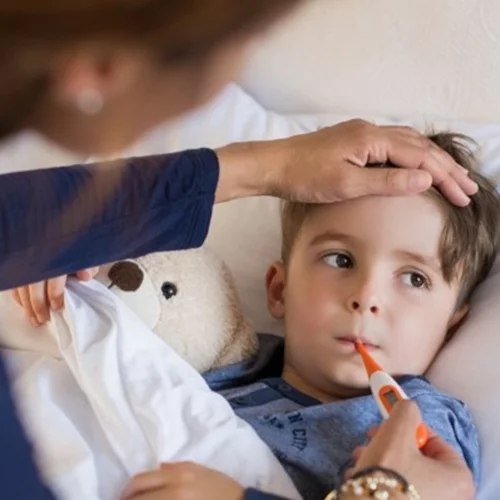 Γιατί το κοινό κρυολόγημα δημιουργεί ανοσία στα μικρά παιδιά έναντι του κορονοϊού