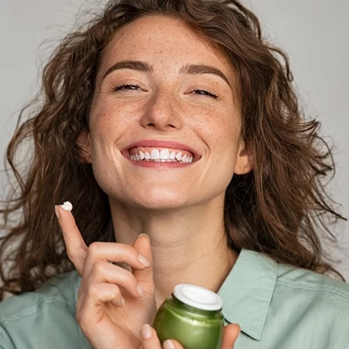 Τea Tree | 5 δοκιμασμένα προϊόντα με έλαιο τεϊόδεντρου για αποτελεσματική μείωση της ακμής