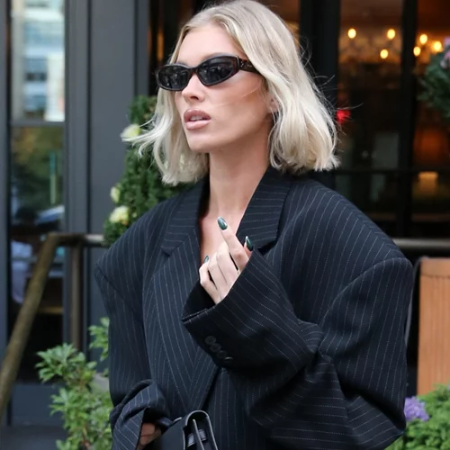 Αυτά τα παπούτσια από τη Zara συνδυάζουν δύο από τα κορυφαία trends της σεζόν και κοστίζουν λιγότερα από 30 ευρώ