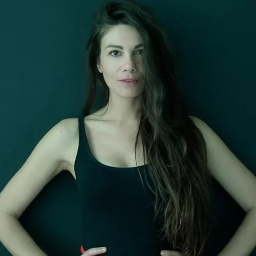 Συγκλονίζει ο θάνατος της παρουσιάστριας Στέλλας Καλησπεράτου | Διαγνώστηκε με καρκίνο τον Μάρτιο, πέθανε ένα μήνα μετά