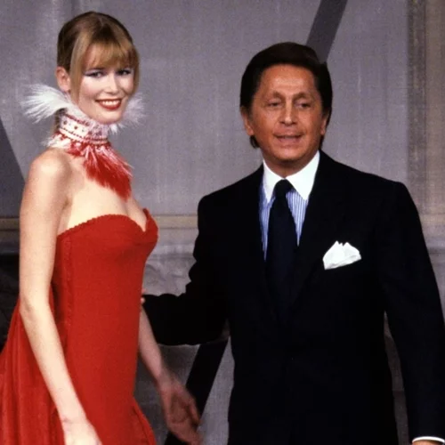 Valentino Garavani 1932- 2026 | Η κομψότητα ως τέχνη μέσα από το έργο του σχεδιαστή μόδας που έφυγε από τη ζωή