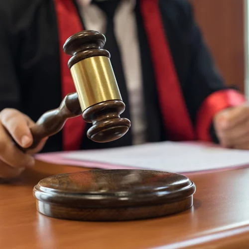 Βόλος | Άγριος ξυλοδαρμός 38χρονης από τον σύζυγό της