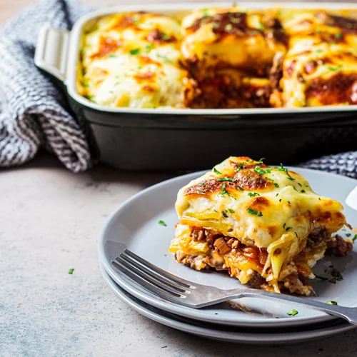 Ο απόλυτος "τεμπέλικος" μουσακάς | Έτοιμος σε 30' χωρίς να χρησιμοποιήσεις καν τηγάνι