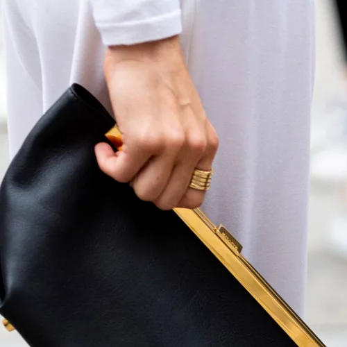 Εμπιστεύσου μας | Αυτά είναι τα 11 + 1 πορτοφόλια που κάνουν δυνατή την προσιτή πολυτέλεια