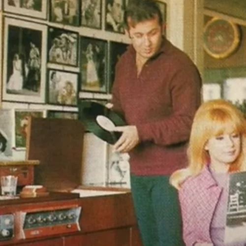 Αλίκη Βουγιουκλάκη | Πλάνα από το πολυτελές σπίτι της στη Στησιχόρου στο Κολωνάκι, το οποίο είχε αγοράσει το 1962 έναντι 2 εκ. δραχμών