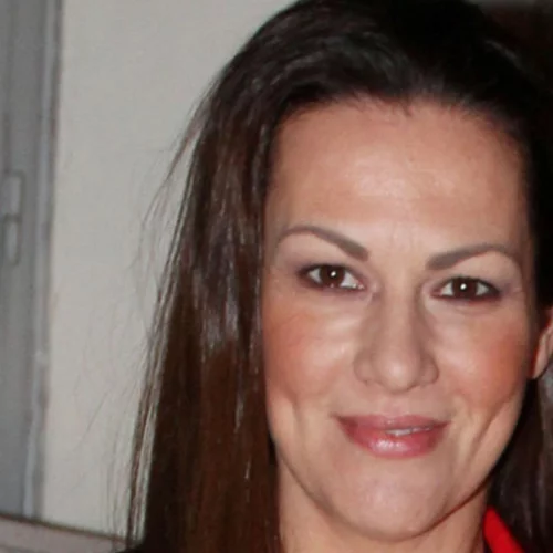 Μάνια Ντέλου | "Έχω πάρει 20 κιλά, επειδή δοκιμάζω κάθε μέρα αυτά που φτιάχνω στο ζαχαροπλαστείο"