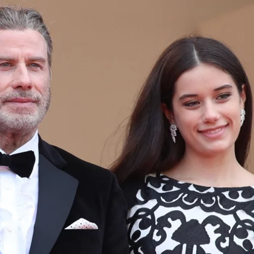 Ella Travolta | Η πολυτάλαντη κόρη του John Travolta μεγάλωσε και είναι ίδια ο πατέρας της