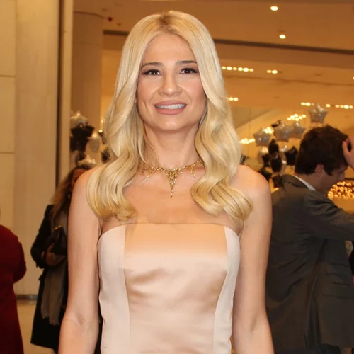 5 Eλληνίδες celebrities που έχουν παραδεχτεί πως έχουν βάλει υαλουρονικό οξύ