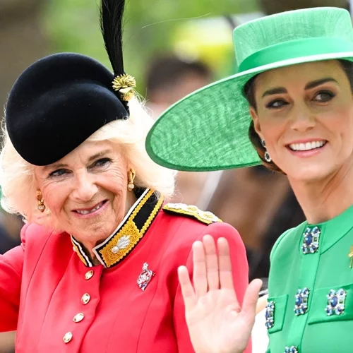 Fabulous in green! Η bold εμφάνιση της Kate Middleton στο Trooping the Colour