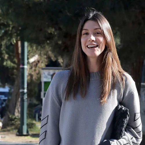 Νίκη Θωμοπούλου | Γιόρτασε τα γενέθλιά της αγκαλιά με την κατάξανθη κόρη της