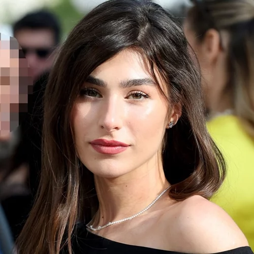 Η Χρύσα Μιχαλοπούλου με το μανικιούρ που είναι τόσο διαχρονικό, όσο και μοντέρνο
