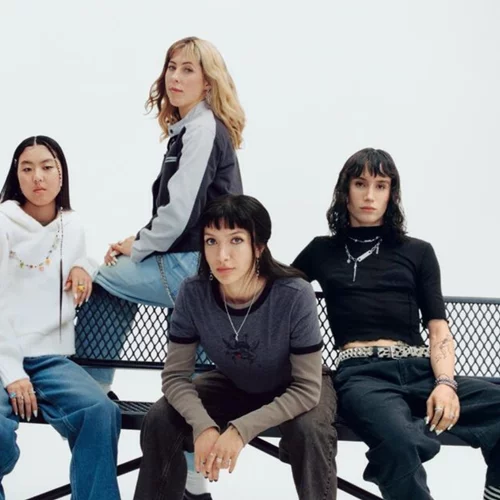 Cocona Hiraki | Η νεότερη Ολυμπιονίκης του skate συνεργάζεται με τη Vans δίνοντας νέα πνοή στα iconic Premium Old Skool