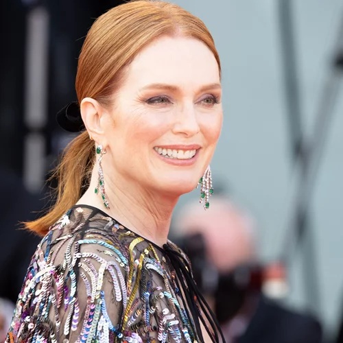 Φεστιβάλ Βενετίας 2022: Οι λαμπερές σταρ άνω των 50 που εντυπωσίασαν