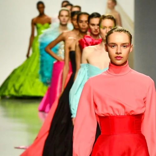 Celia Kritharioti | Οι backstage φωτογραφίες από την παρουσίαση της haute couture συλλογής της στο Παρίσι