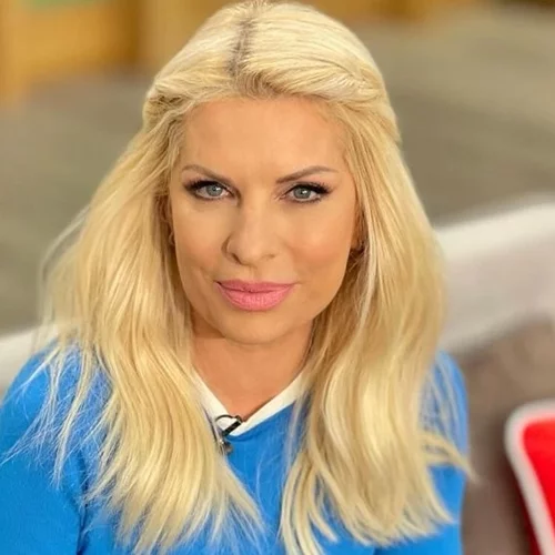 Ελένη Μενεγάκη | Η πρώτη φωτογραφία μετά το ατύχημα στο μάτι: "Όλα καλά"