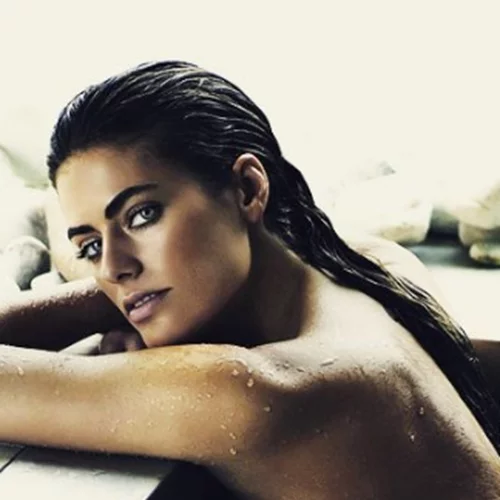 Alyson Le Borges | Η αφοπλιστική, φυσική ομορφιά της εγγονής του Alain Delon